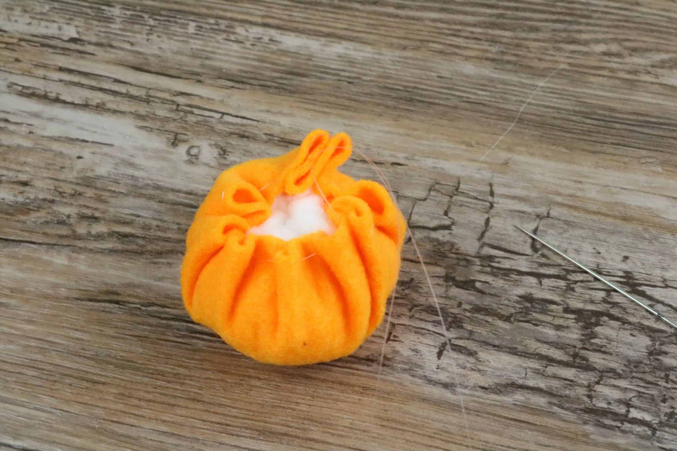 Felt Pumpkins Step 4 b scaled